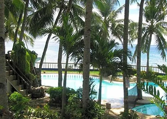 Estaca Bay Gardens Conference Resort 2*