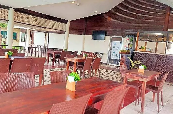Estaca Bay Gardens Conference Resort Compostela (Cebu)